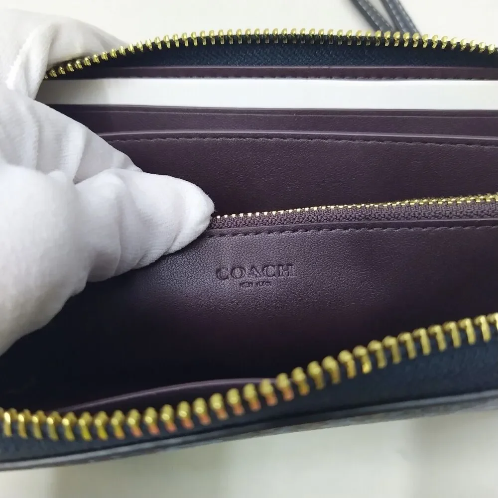 Coach navy monogram